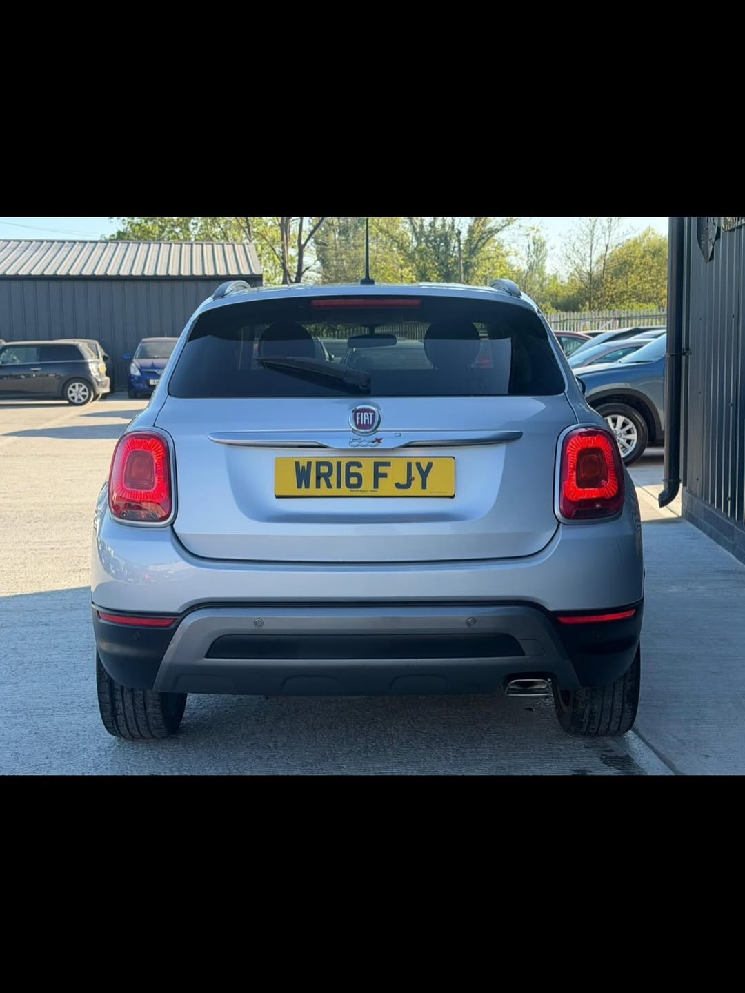 
								Fiat 500X full									