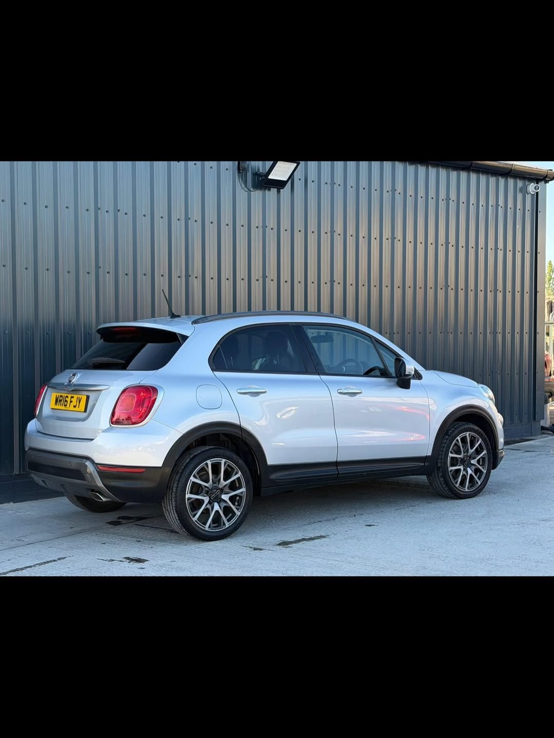 
								Fiat 500X full									